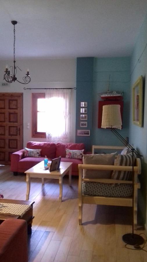 Iliolithos Rooms Kardamíli Kültér fotó