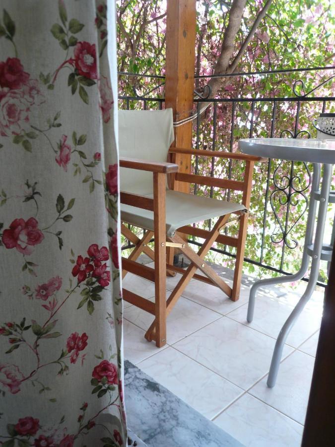 Iliolithos Rooms Kardamíli Kültér fotó